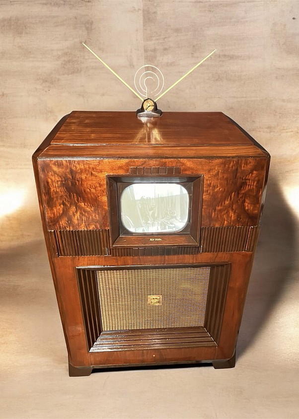 TVs of 1940's Era page 2