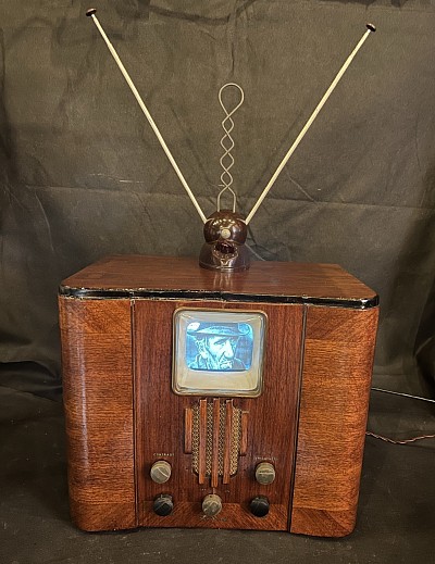 1930’s Farmworth TV reproduction