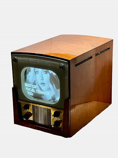 1950 General Electric TV